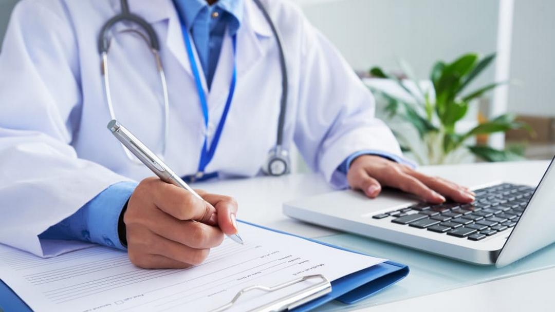 Menkes Budi Izinkan Praktik Dokter Umum bagi PPDS untuk Ringankan Beban Finansial