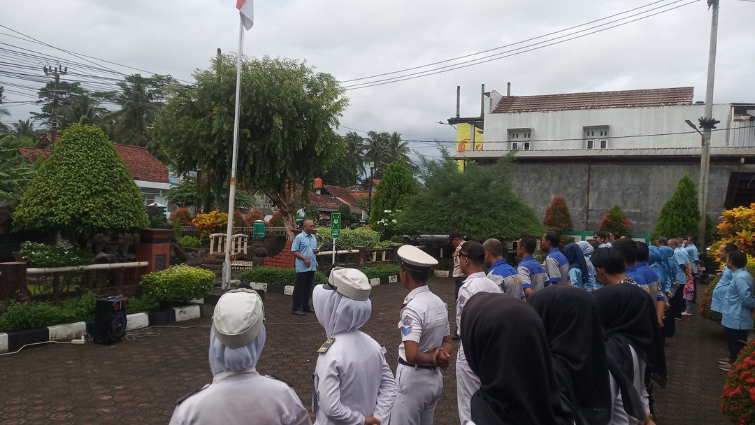 Apel Pagi Pertama 2025, Tingkatkan Motivasi Pegawai Labkesmas Pangandaran